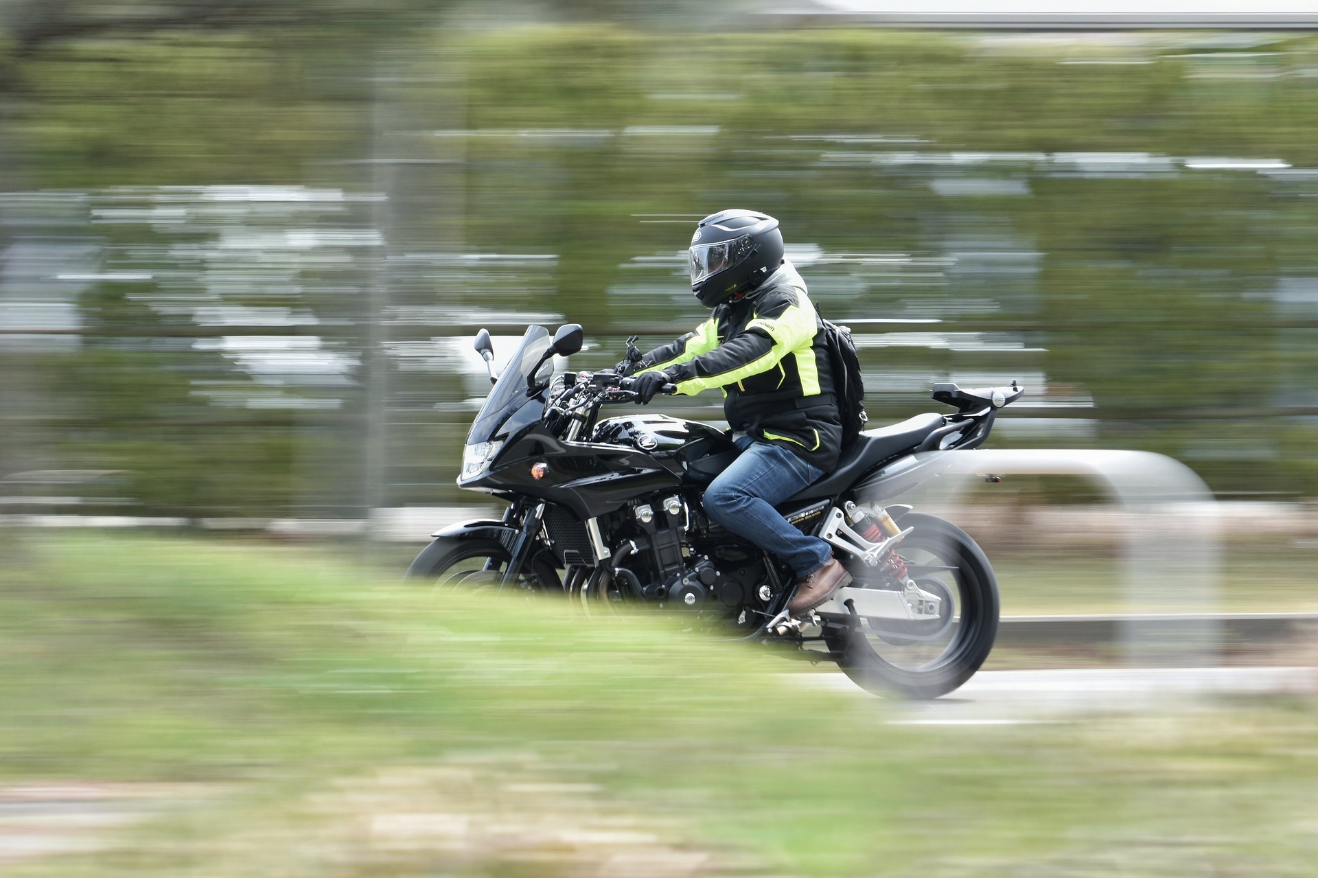Read more about the article Ausflug auf zwei Rädern – Mit dem Motorrad ins Grüne